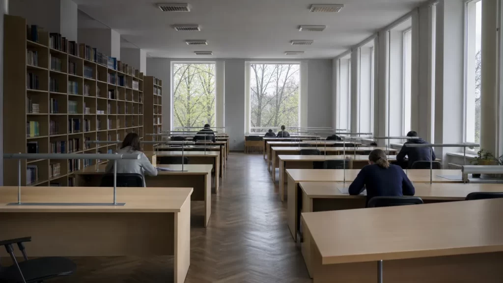 Романо-германская филология: вузы и проходные баллы